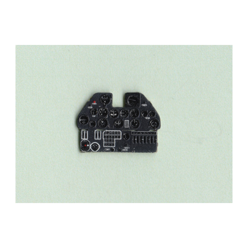 YMA7214 - Yahu Models 1:72 Curtiss P-40E Instrument Panel